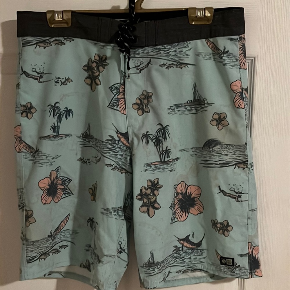 Size 31 Salty Crew board shorts.